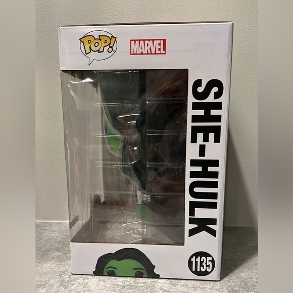 She Hulk Funko Pop, 10 inch, New #1135 - Picture 3 of 6